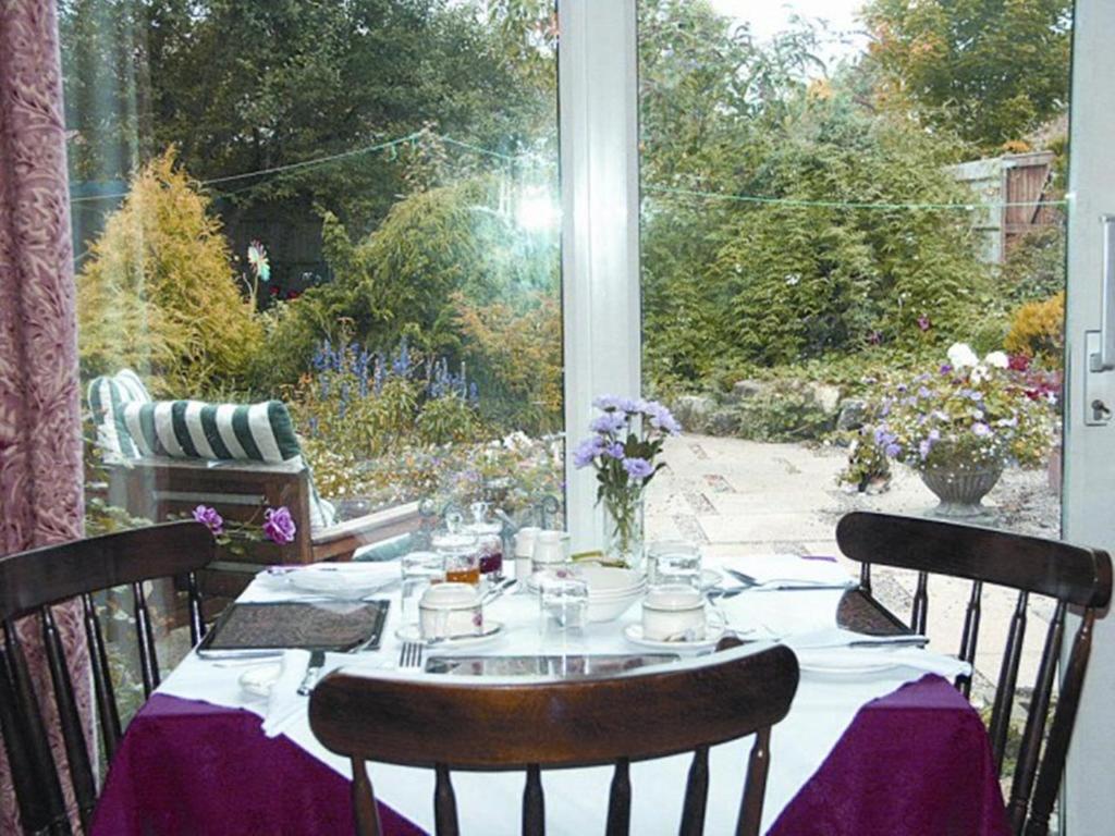 Bed and Breakfast Compton House Ашборн Екстер'єр фото